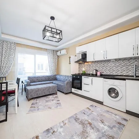 Endly Flat Close To Beach In Konyaslijk Apartment Antalya